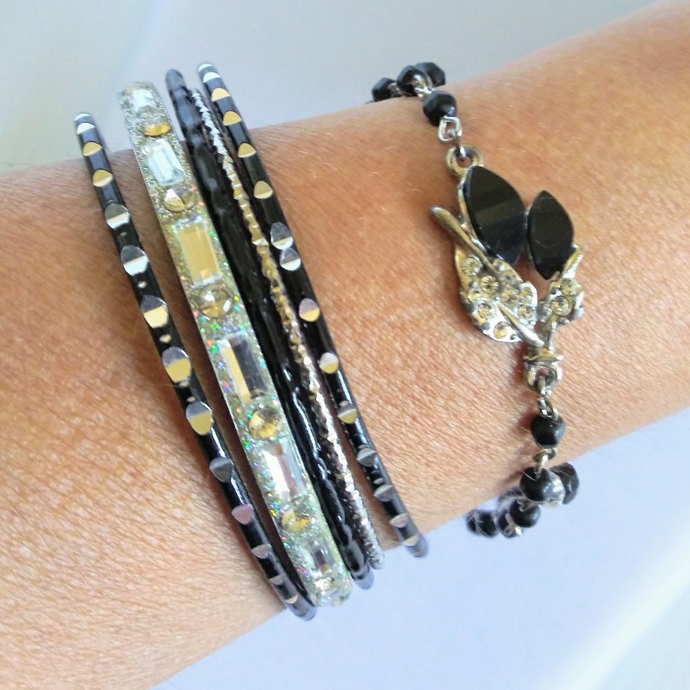 Bracelet & Bangles